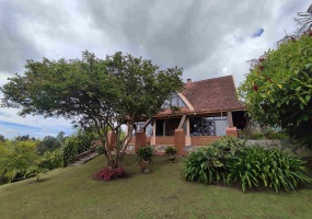 4 Habitaciones Habitaciones, ,3 BathroomsBathrooms,Finca,ARRIENDO,1110