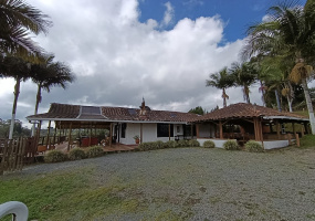 TOLDAS, 4 Habitaciones Habitaciones, ,3 BathroomsBathrooms,Finca,ARRIENDO,TOLDAS ,0,1569