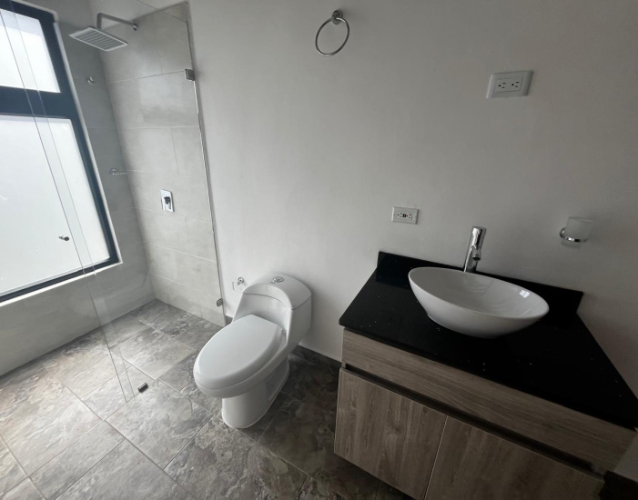 EL CANADA, 4 Habitaciones Habitaciones, ,5 BathroomsBathrooms,Finca,VENTA,EL CANADA ,0,1593